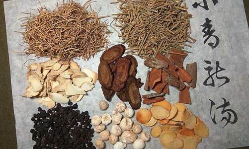 Bài thuốc cổ phương 1.500 tuổi Tiểu thanh long thang