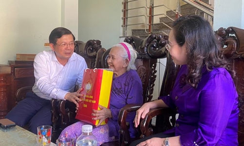 Quảng Bình dành hơn 37 tỷ đồng chăm lo Tết cho các gia đình chính sách và hộ nghèo