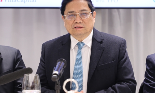 Thủ tướng: Dù thế giới chao đảo, Việt Nam vẫn kiên trì chính sách để trở thành điểm đến đầu tư hàng đầu