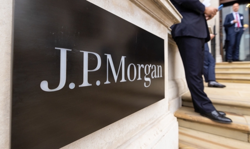 CEO ngân hàng lớn nhất Mỹ được trả 36 triệu USD trong năm 2023