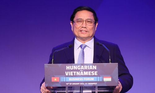 Thủ tướng kêu gọi nhà đầu tư, doanh nghiệp Hungary tìm hiểu cơ hội đầu tư tại Việt Nam