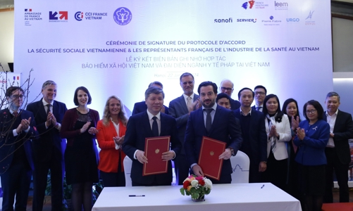 Việt Nam - Pháp ký hợp tác về bảo hiểm y tế, dược phẩm 