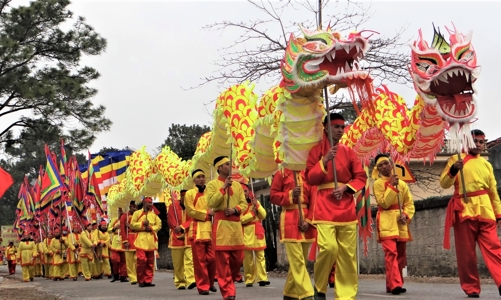 Thủ tướng yêu cầu bảo đảm văn minh, an toàn, tiết kiệm trong hoạt động tín ngưỡng dịp Tết