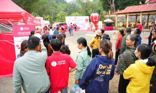 Chuỗi hội thảo nâng cao nhận thức về chuyển đổi số của Viettel Money thu hút hàng ngàn người tham dự