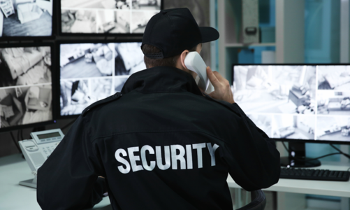 Thu nhập gấp 3 ngày thường, doanh nghiệp vẫn khó tuyển bảo vệ dịp Tết 