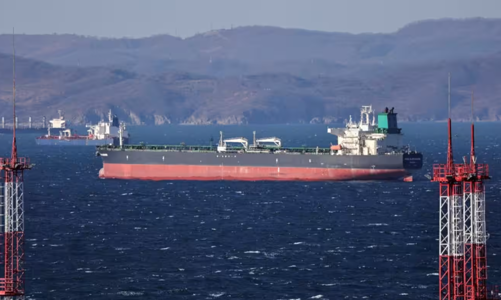 Ấn Độ giảm mạnh nhập dầu Nga