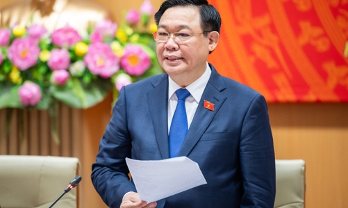 Chủ tịch Quốc hội: Bảo vệ, chăm sóc sức khỏe Nhân dân là nhiệm vụ nặng nề nhưng cũng rất vinh quang