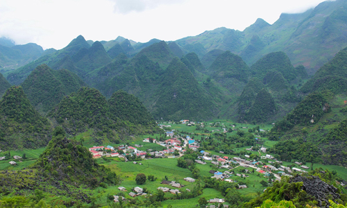 Hà Giang công bố quy hoạch, hướng tới phát triển xanh, bản sắc, bền vững và toàn diện