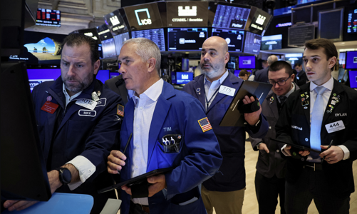 Chứng khoán Mỹ xanh rực nhờ cổ phiếu chip Nvidia, giá dầu tăng do dấu hiệu thiếu cung