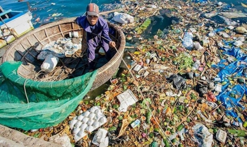 Mỗi năm Việt Nam thải ra môi trường 1,8 triệu tấn rác thải nhựa