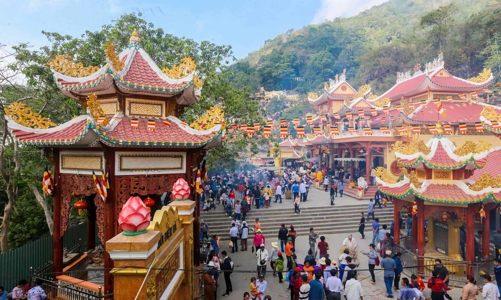 Việt Nam đón hơn 3 triệu lượt khách quốc tế trong 2 tháng đầu năm