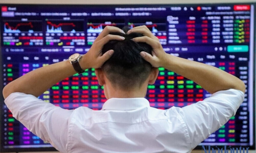 VnDirect: Giá cổ phiếu chứng khoán đã phản ánh triển vọng dài hạn, nhà đầu tư cẩn trọng lựa chọn 