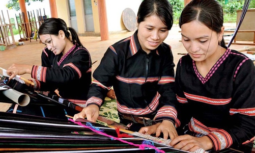 Thanh Hóa đào tạo nghề cho hơn 9.000 lao động dân tộc thiểu số, hộ nghèo, hộ cận nghèo