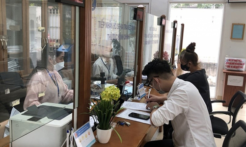 Điều kiện để hưởng lương hưu trước tuổi khi tinh giản biên chế 