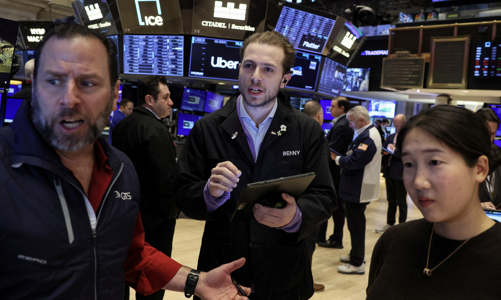 Chứng khoán Mỹ và giá dầu cùng tăng, bitcoin tụt hơn 10.000 USD so với kỷ lục