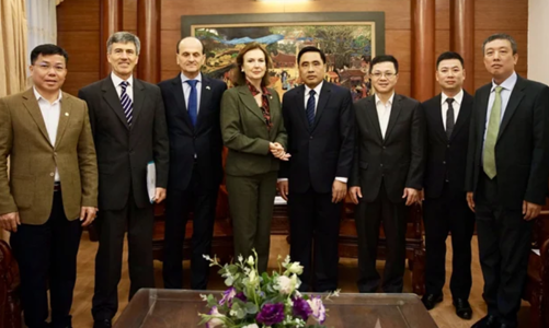 Thúc đẩy hợp tác thương mại nông sản với Argentina và Cộng hòa Séc