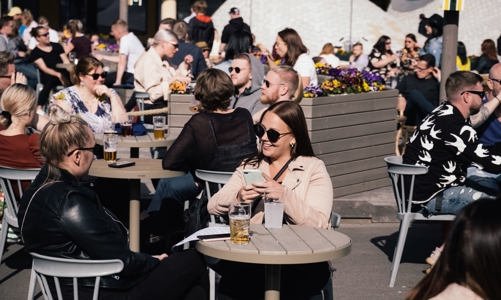 Châu Âu sẽ “kín khách” hè này nhờ các quốc gia hạnh phúc nhất thế giới?