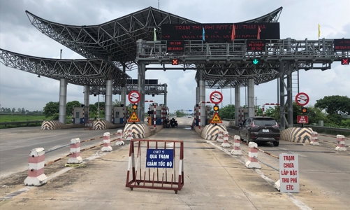 Doanh thu dự án BOT Cầu Thái Hà tụt dốc, nhà đầu tư không đủ vốn nâng cấp đường dẫn lên cầu