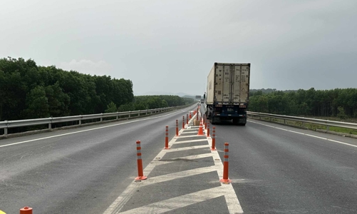 Đầu tư hơn 20 tỷ, bổ sung hệ thống an toàn trên cao tốc Cam Lộ - La Sơn