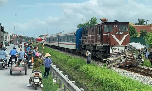 Hải Phòng lắp đặt 8 cần chắn tự động tại lối đi tự mở qua đường sắt