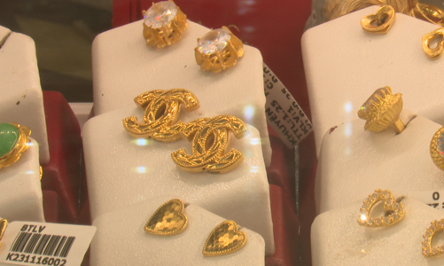 Tiếp tục kiểm tra loạt cửa hàng bán vàng ở Hà Nội, Tiền Giang có dấu hiệu vi phạm