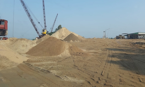 Chuẩn bị khai thác cát biển ở Sóc Trăng phục vụ các dự án đường cao tốc