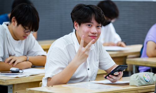 Hà Nội: Trường chuyên top đầu tăng chỉ tiêu vào lớp 10, dự kiến tăng học phí