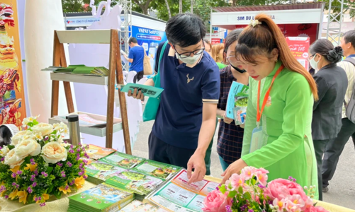 TP.HCM công bố chương trình tour du lịch giảm sâu tới 60%