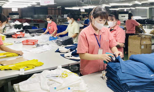 Xuất khẩu dệt may đang dần lấy lại đà tăng trưởng