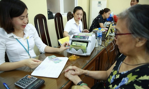 Cần thiết hạ độ tuổi hưởng trợ cấp hưu trí xã hội  