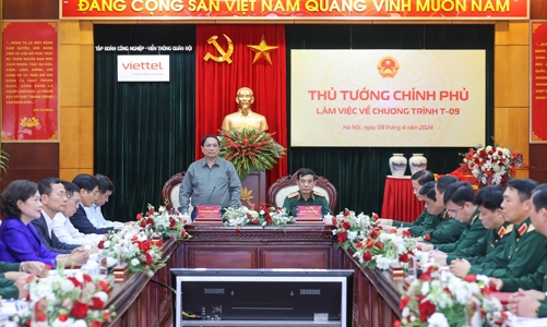 Thủ tướng yêu cầu Viettel phát triển công nghiệp chip bán dẫn