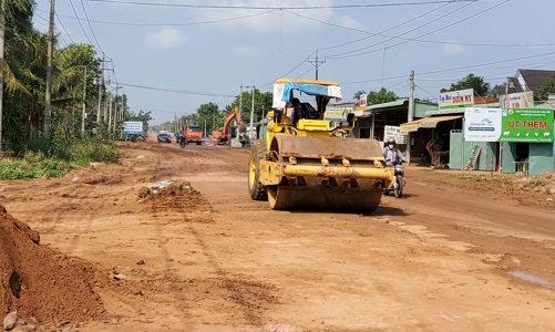 Hà Tĩnh:  Phê bình 2 địa phương chậm giải phóng mặt bằng khiến dự án có nguy cơ bị thu hồi 