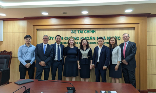 Uỷ ban Chứng khoán Nhà nước làm việc với tổ chức xếp hạng tín nhiệm Standard & Poor’s Global Ratings