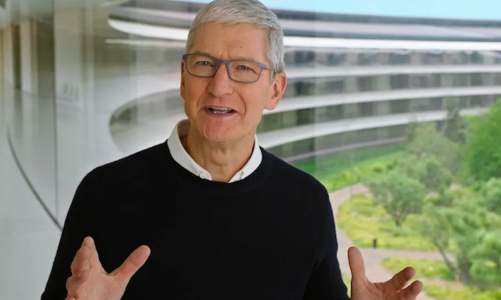 Tim Cook bất ngờ ghé thăm Việt Nam
