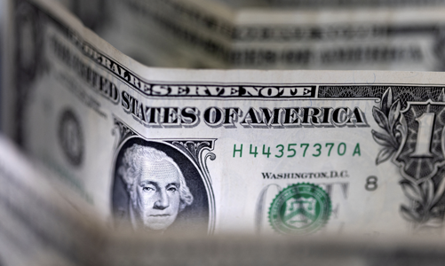 Đồng USD neo giá cao vì triển vọng Fed hạ lãi suất ngày càng mờ mịt