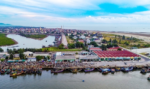 Hà Tĩnh phê bình chủ đầu tư dự án mở rộng Cảng cá Thạch Kim 