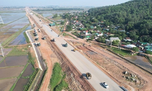 Nhà thầu không lo thiếu tiền thi công, Bộ Giao thông vận tải sẽ đăng ký bổ sung vốn đầu tư công