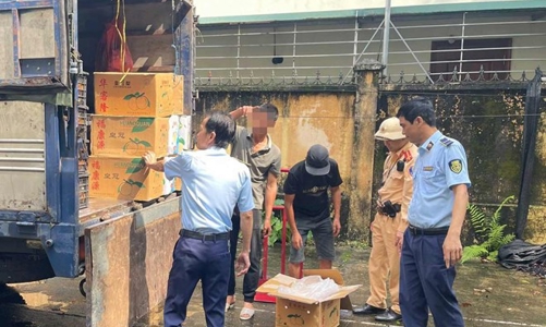 Quảng Ninh quản chặt an toàn thực phẩm, giá cả thị trường mùa du lịch   