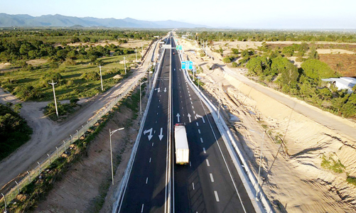 Dự thảo Luật Đường bộ: Dành trọn một chương về đầu tư, khai thác vận hành đường cao tốc