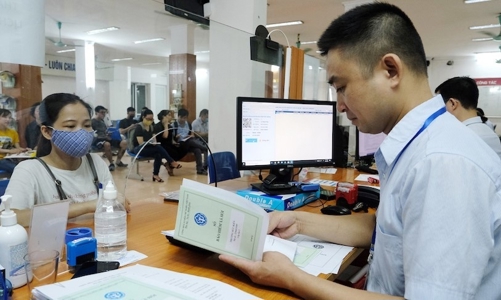 Cân nhắc việc chuyển hộ kinh doanh sang nhóm đóng bảo hiểm xã hội bắt buộc