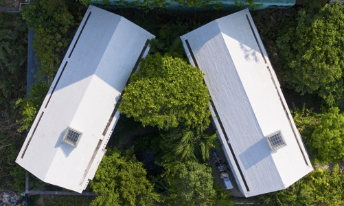 Ngôi nhà “cặp đôi” quay lưng với cuộc sống hối hả tại Đà Nẵng