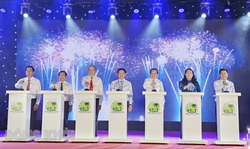 Phát triển du lịch cộng đồng gắn với bảo vệ môi trường