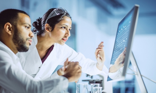 Ngành dược phẩm sẽ chi cho AI 3 tỷ USD vào năm 2025