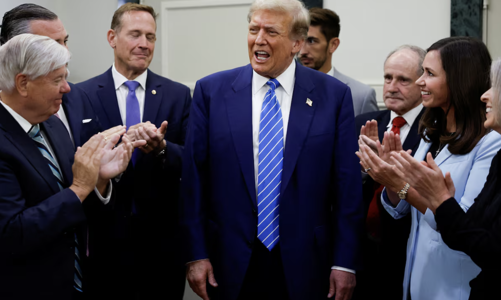 Ông Trump tính xoá thuế thu nhập, thay bằng thuế quan áp lên hàng nhập khẩu