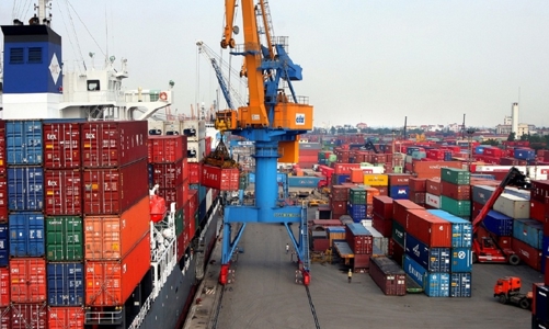 Xuất nhập khẩu đạt trên 303 tỷ USD, khu vực doanh nghiệp FDI chiếm ưu thế