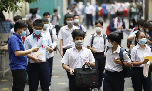 Phổ điểm thi lớp 10 tại Thành phố Hồ Chí Minh: Tiếng Anh cao, Toán có nhiều điểm thấp