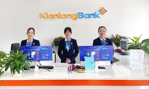 Nữ giao dịch viên KienlongBank kịp thời ngăn chặn khách hàng chuyển tiền cho đối tượng lừa đảo