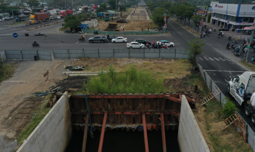 TP.HCM kiến nghị Chính phủ cơ chế thưởng phạt nhà thầu theo tiến độ