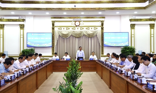 Thành phố Hồ Chí Minh tăng cường tháo gỡ vướng mắc, thúc đẩy tăng trưởng 6 tháng cuối năm