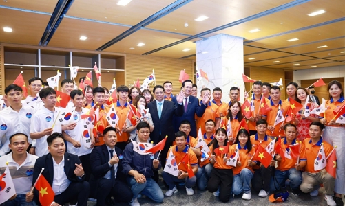 Thủ tướng đề nghị Hàn Quốc tăng hạn ngạch tiếp nhận lao động Việt Nam